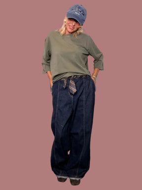 Jeans Ovetto Blu con Cuciture a Contrasto