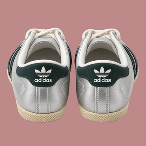 Sneakers Adidas Paris argento con dettagli verde scuro