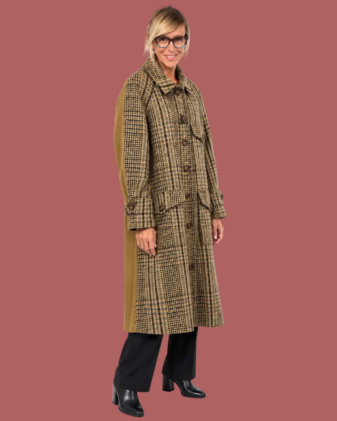 Cappotto Souvenir di tre quarti con davanti a quadri e retro tinta unita ocra