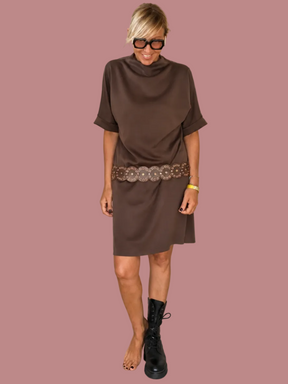 Abito in modal color moro con collo drappeggiato