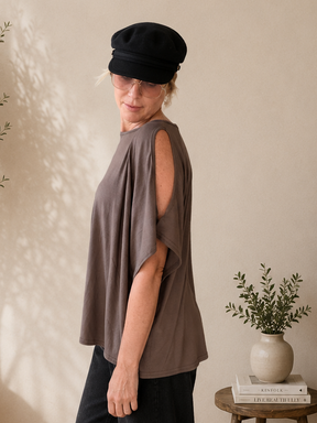 Maglia Cut Out Spalla Moro