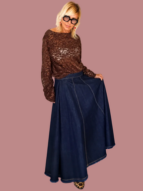 Gonna Over in Jeans – volume e carattere