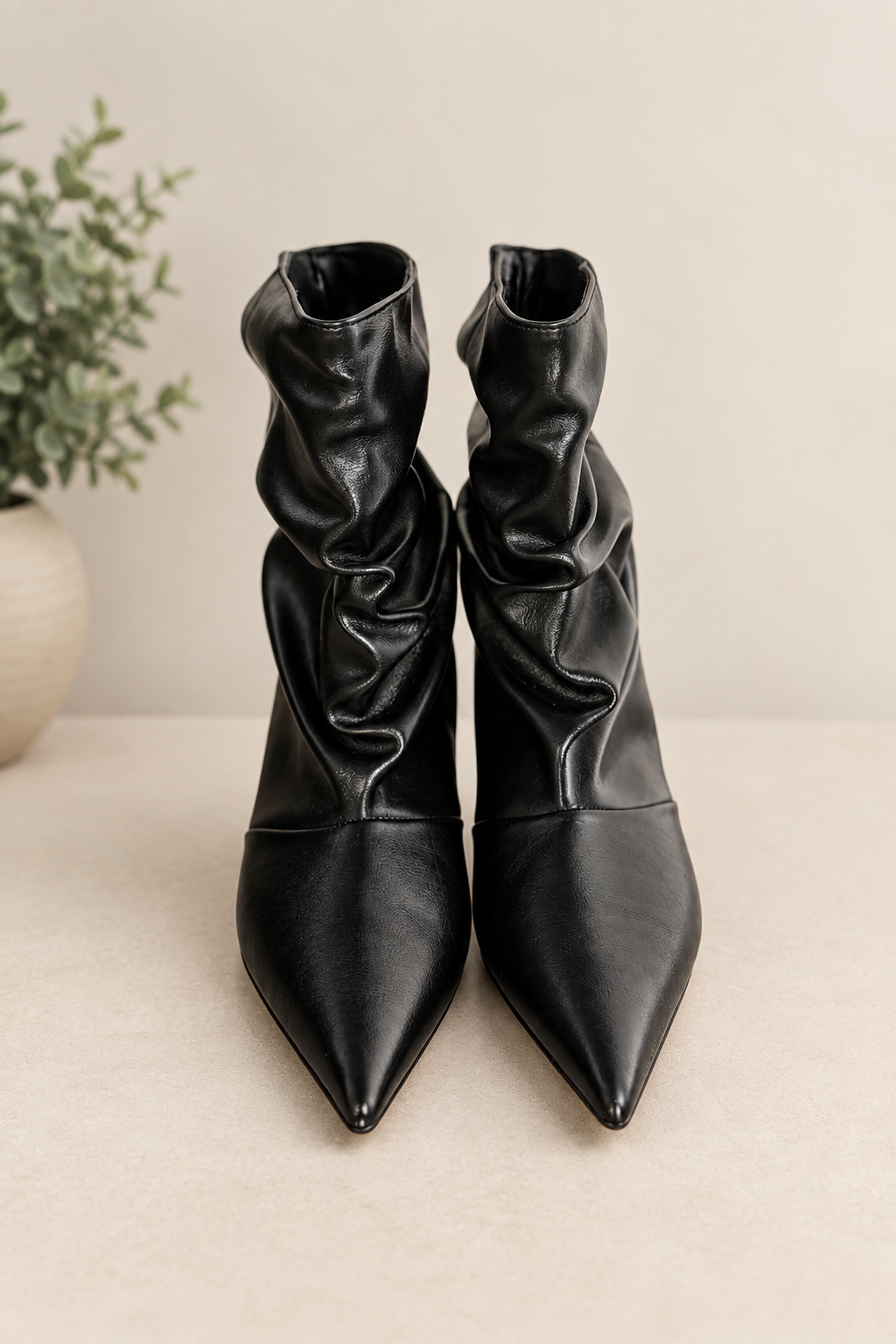 Tronchetto Ecopelle Slouchy con Kitten Heel