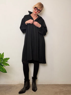 Abito-Camicia Oversize con Retro Plissettato