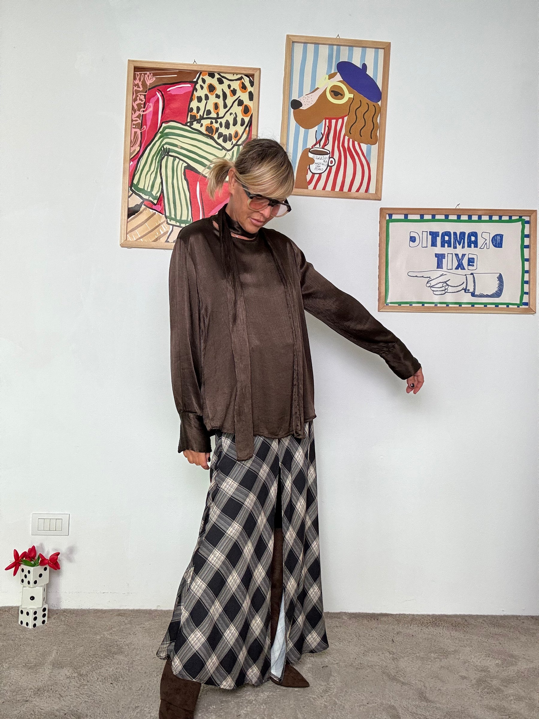 have one - Camicia donna fluida con foulard al collo MORO