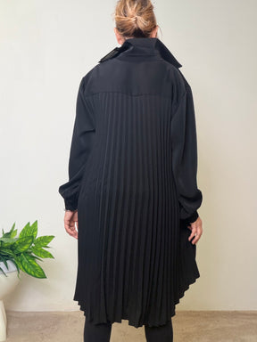 Abito-Camicia Oversize con Retro Plissettato