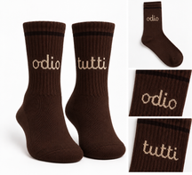 Calzino corto con scritta ODIO TUTTI