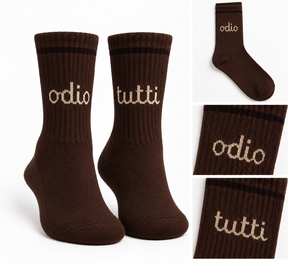 Calzino corto con scritta ODIO TUTTI