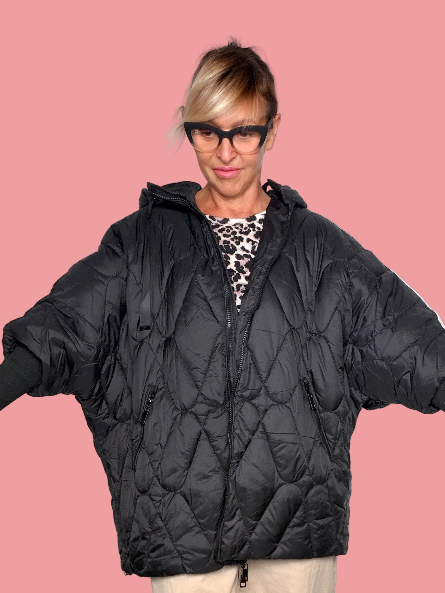 Piumino Oversize con Cappuccio