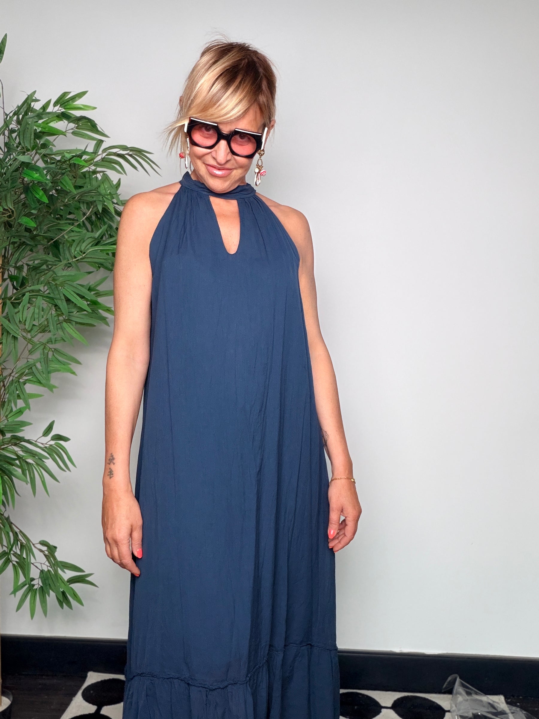 Maxi Dress Halter Neck con Volant (Copia)