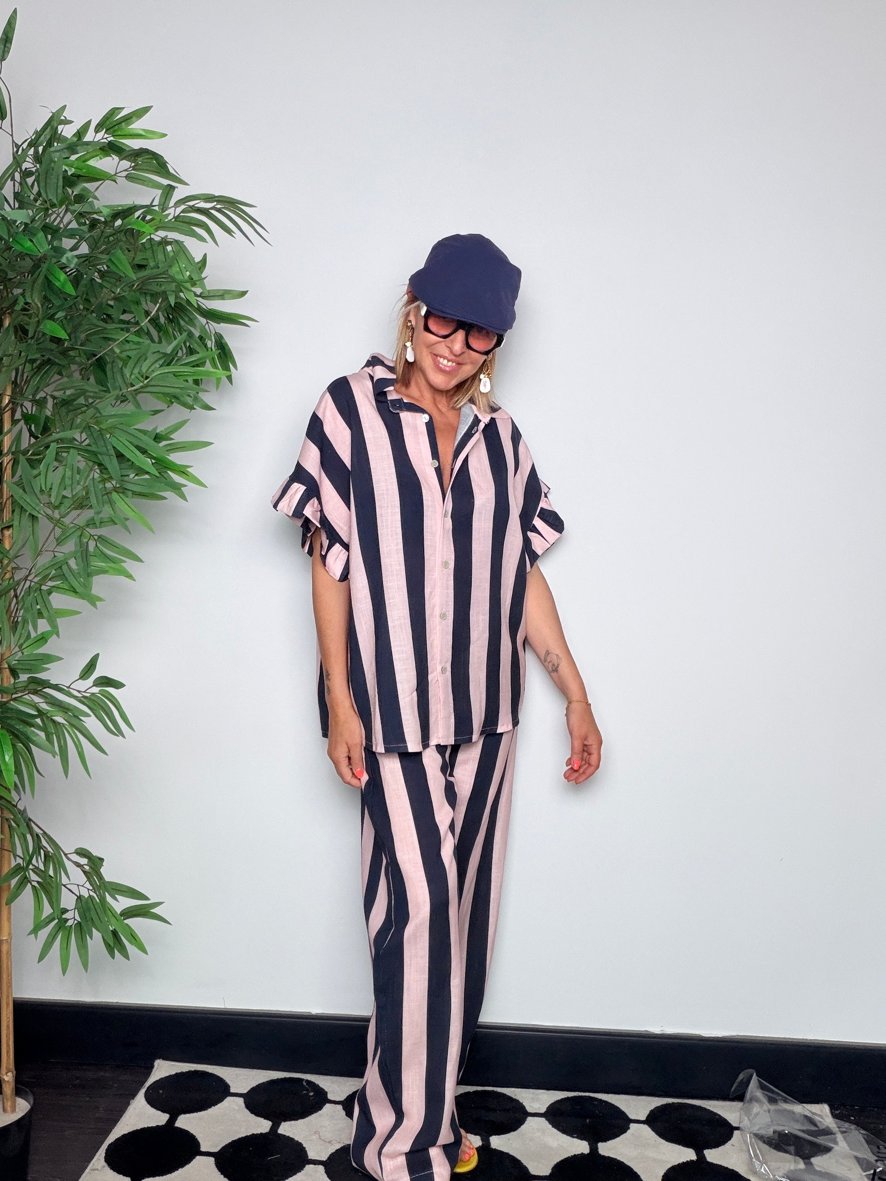 Coordinato a Righe Camicia e Pantalone Palazzo