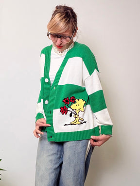 Cardigan Over a Righe con Snoopy – Cozy Chic con Personalità