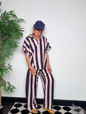 Coordinato a Righe Camicia e Pantalone Palazzo