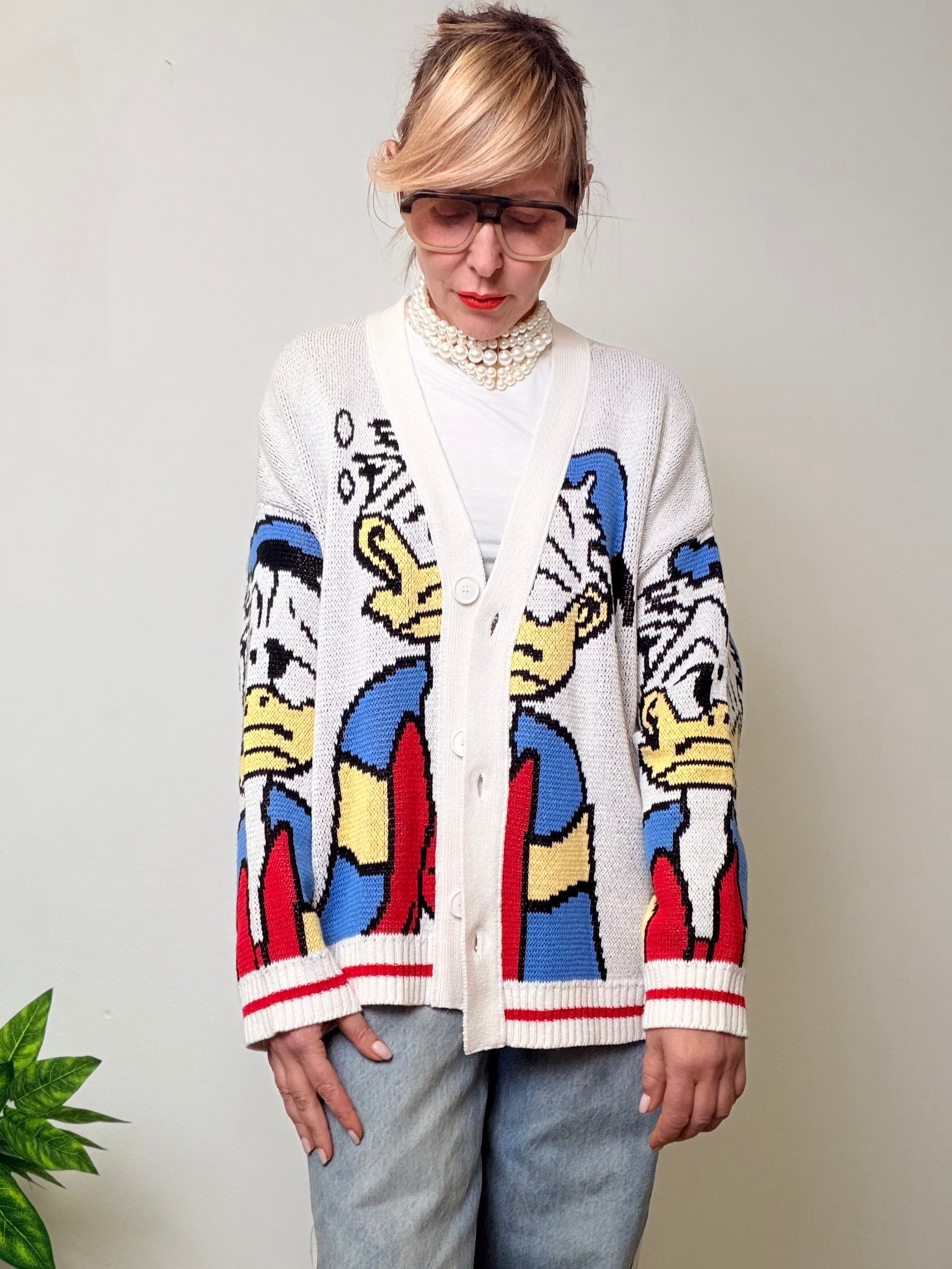 Cardigan Rosso con Design Pop Art