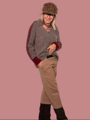 Pantalone pinocchietto tabacco con tascone Le Streghe