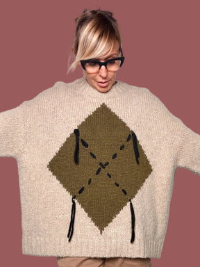 Maglia a rombi beige e militare Le Streghe