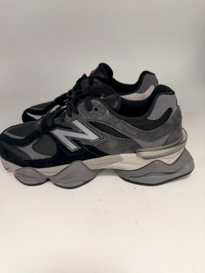 New Balance 9060 Sneakers Nere e Grigie Chunky