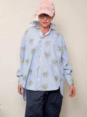 Camicia Oversize a Righe con Ricami Floreali