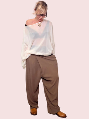 Pantaloni con drappeggio