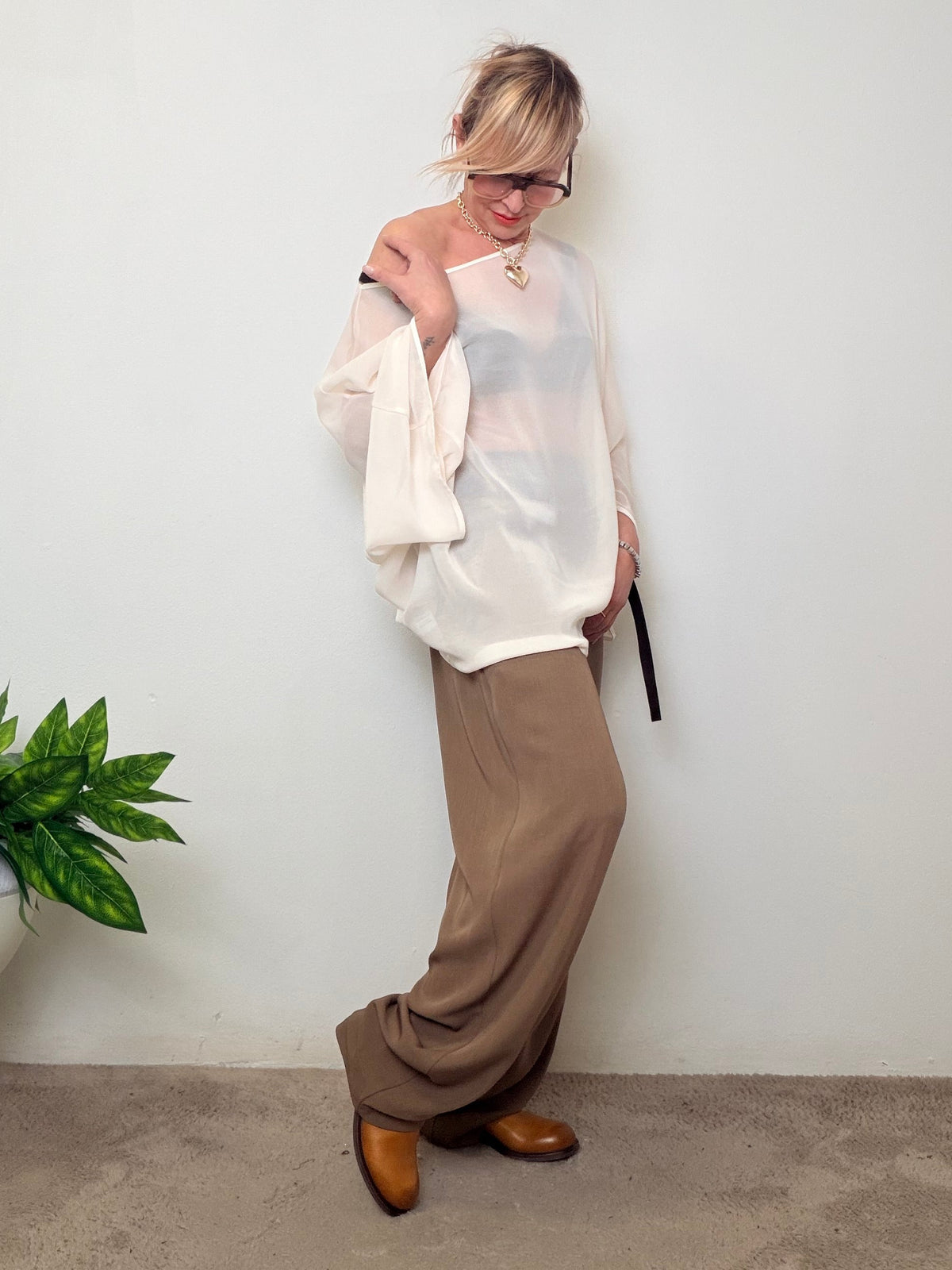 Pantaloni con drappeggio