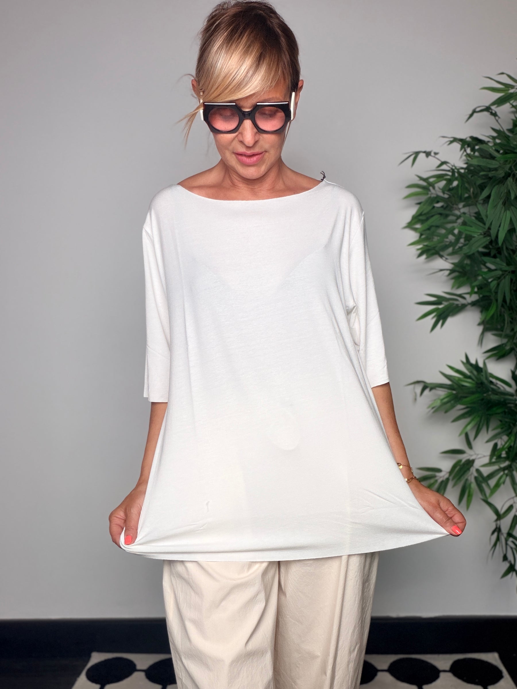 Maglia Over Taglio Vivo a Pipistrello