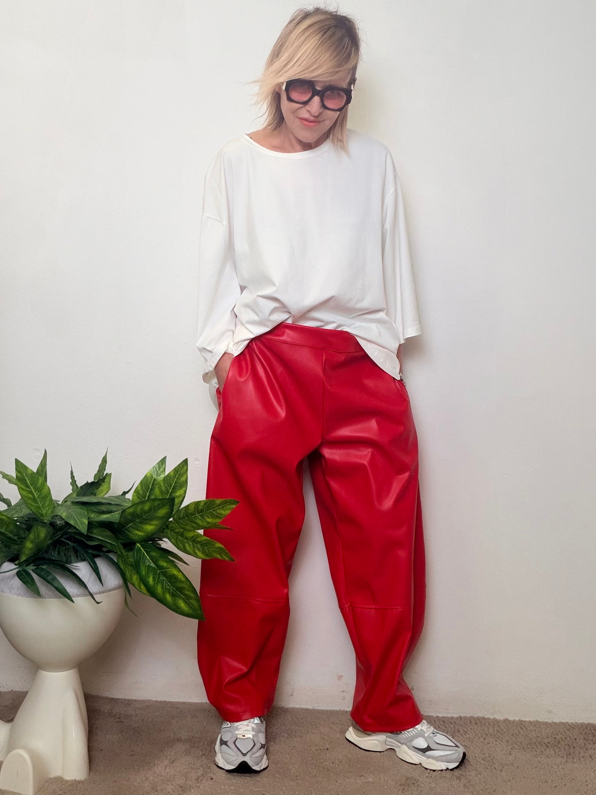 Pantalone ovetto in ecopelle