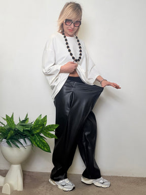 Pantalone ovetto in ecopelle