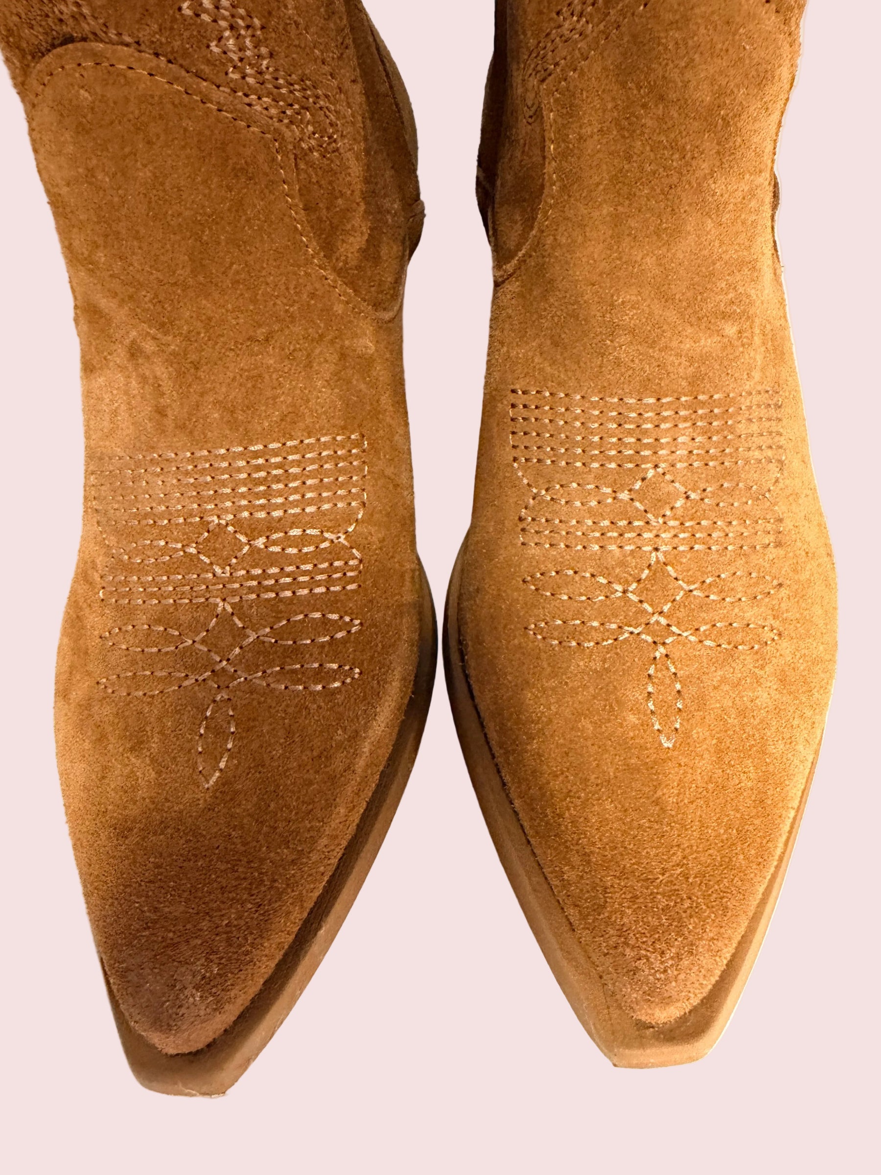 Stivaletti texani in camoscio camel