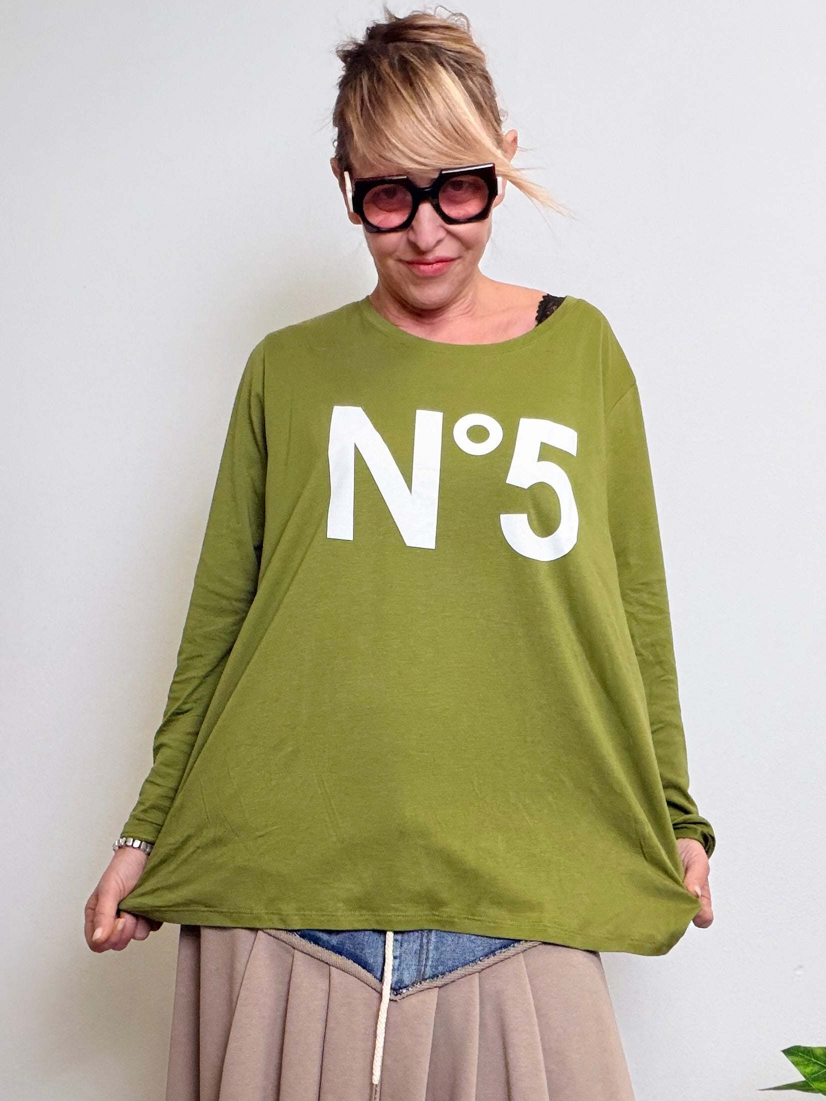 T-shirt in modal Over – Ironia in formato maxi