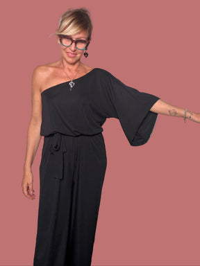 Tuta monospalla nera Susy Star, dettaglio top e pantalone