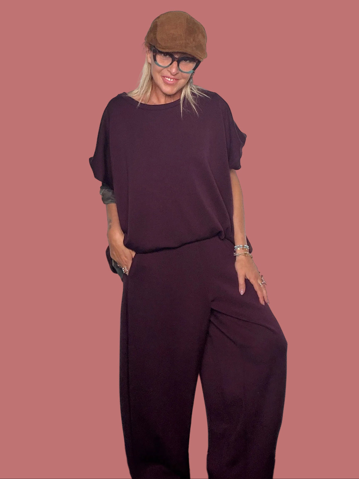 Completo pantalone palazzo e felpa oversize color vino Susy Star