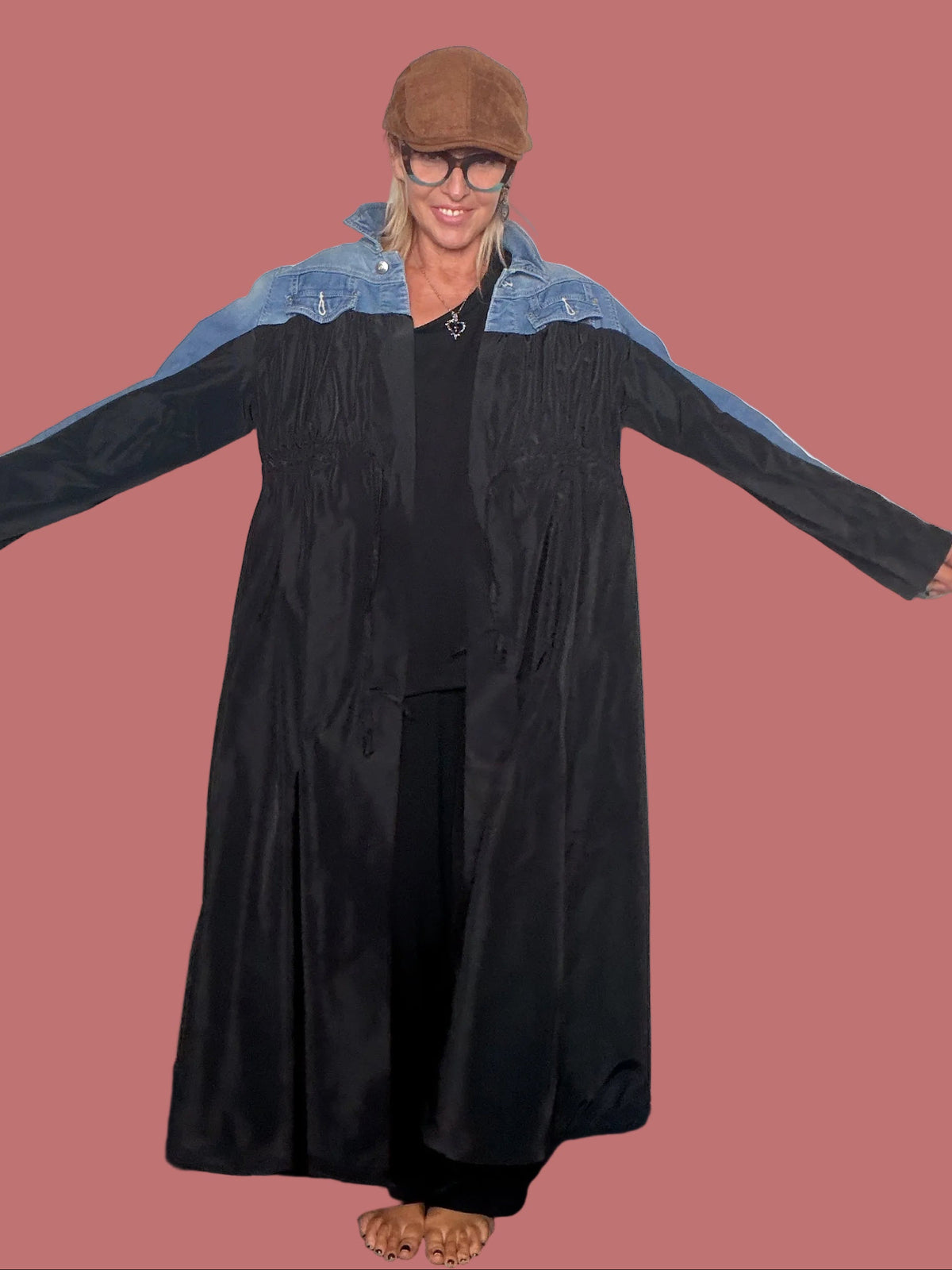 Trench lungo oversize in denim e tessuto plissettato Susy Star