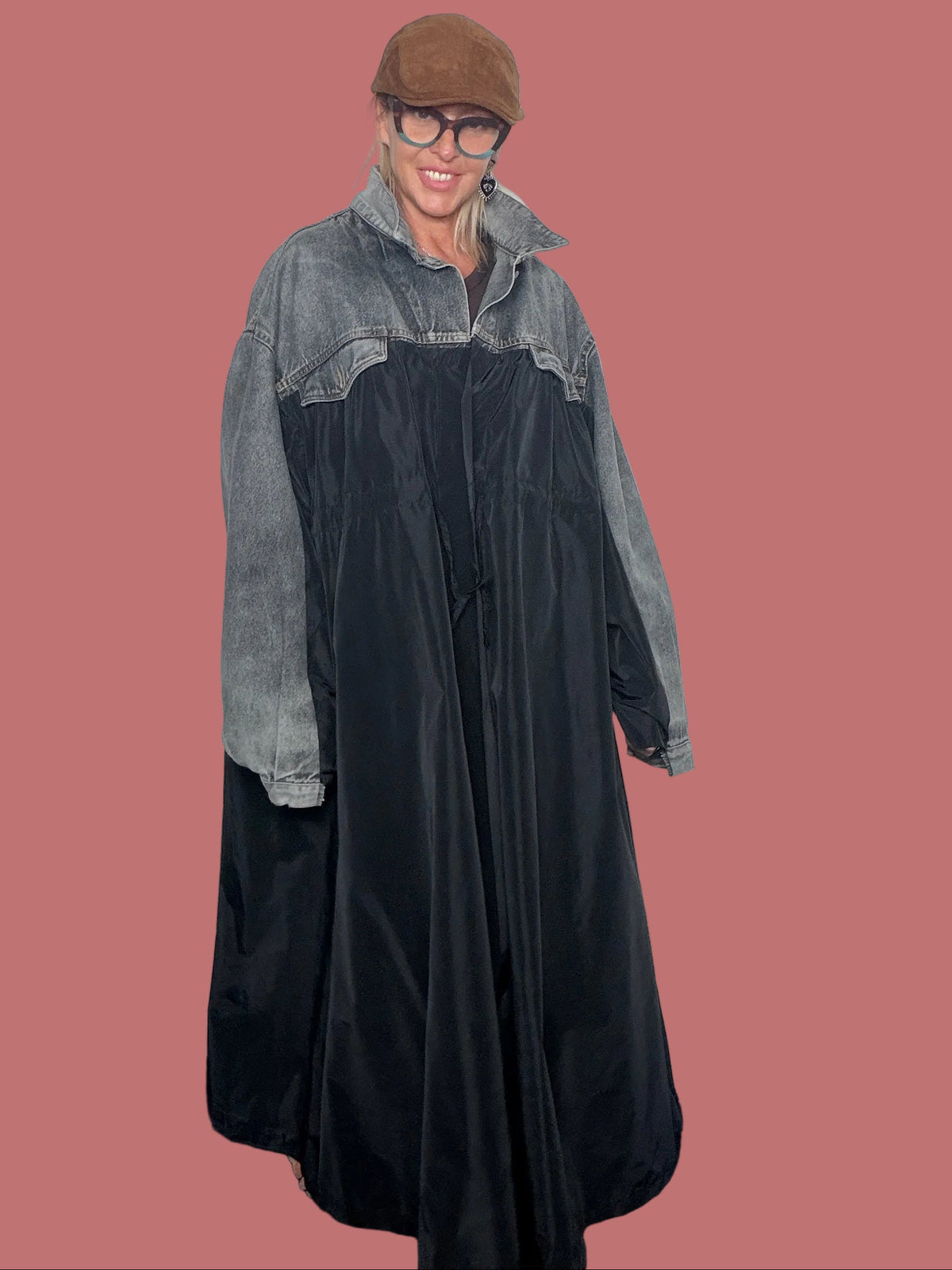 Trench lungo oversize in denim e tessuto plissettato Susy Star