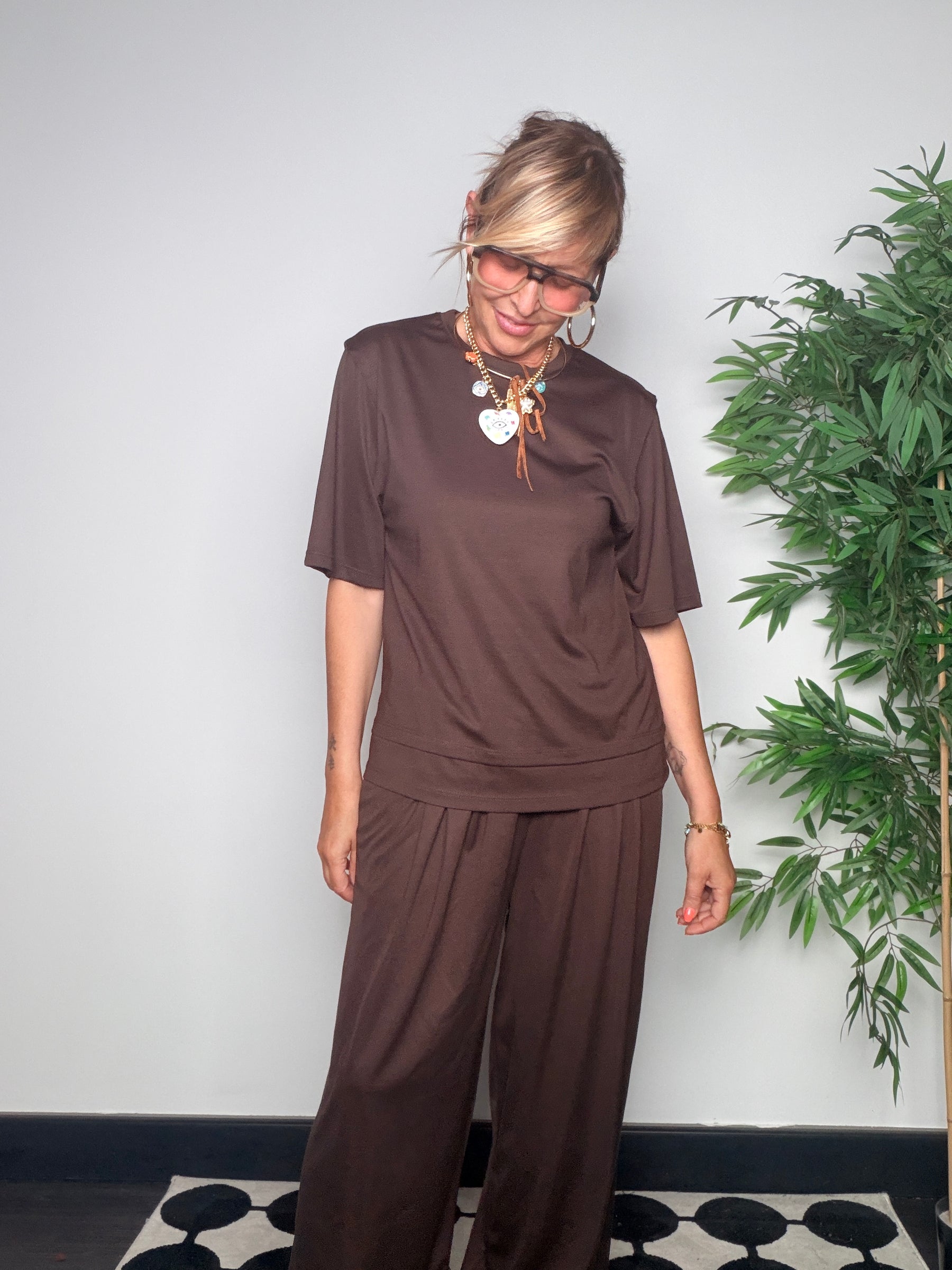Completo coordinato t-shirt e pantalone palazzo donna Female