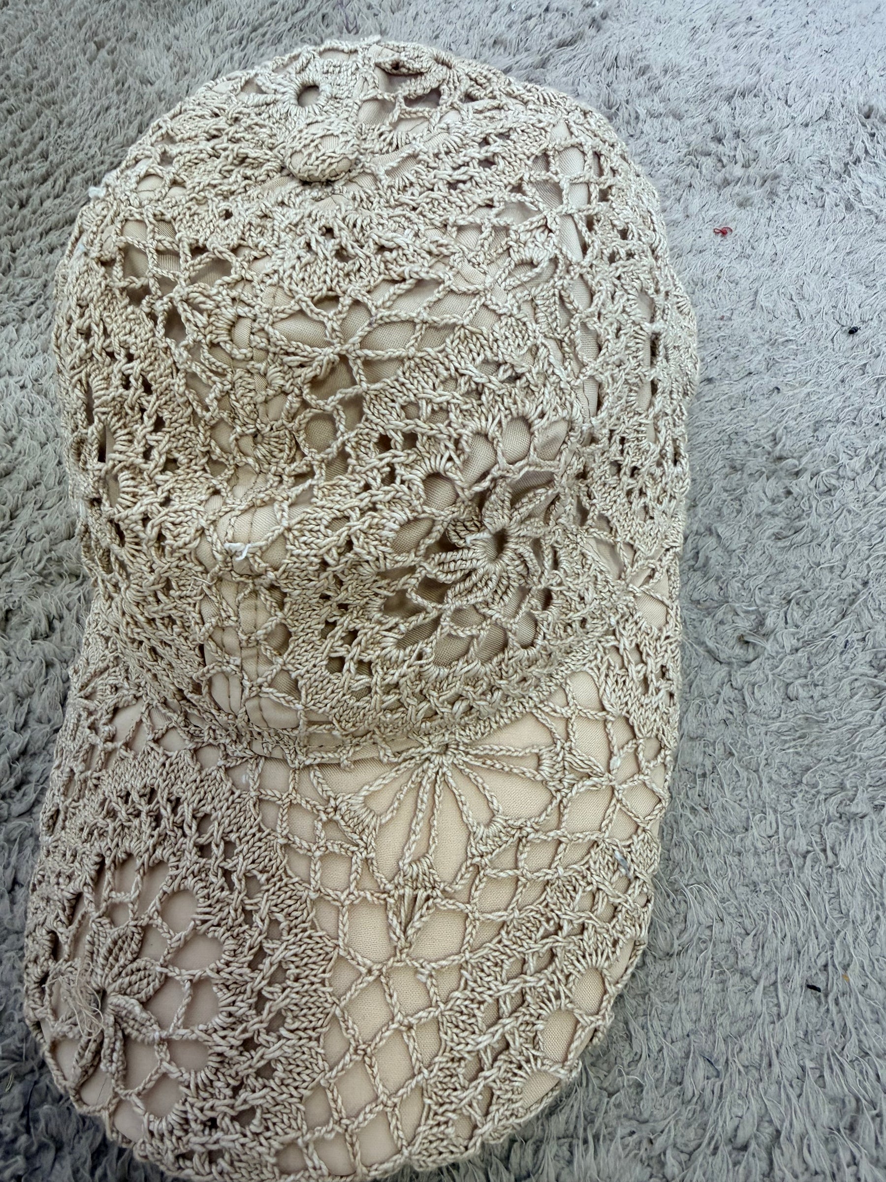 Cappello baseball in cotone lavorato a crochet