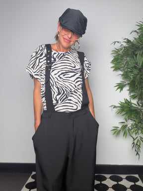 Pantalone Salopette con Bretelle Wide Leg —
