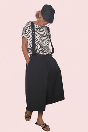 Pantalone Salopette con Bretelle Wide Leg —