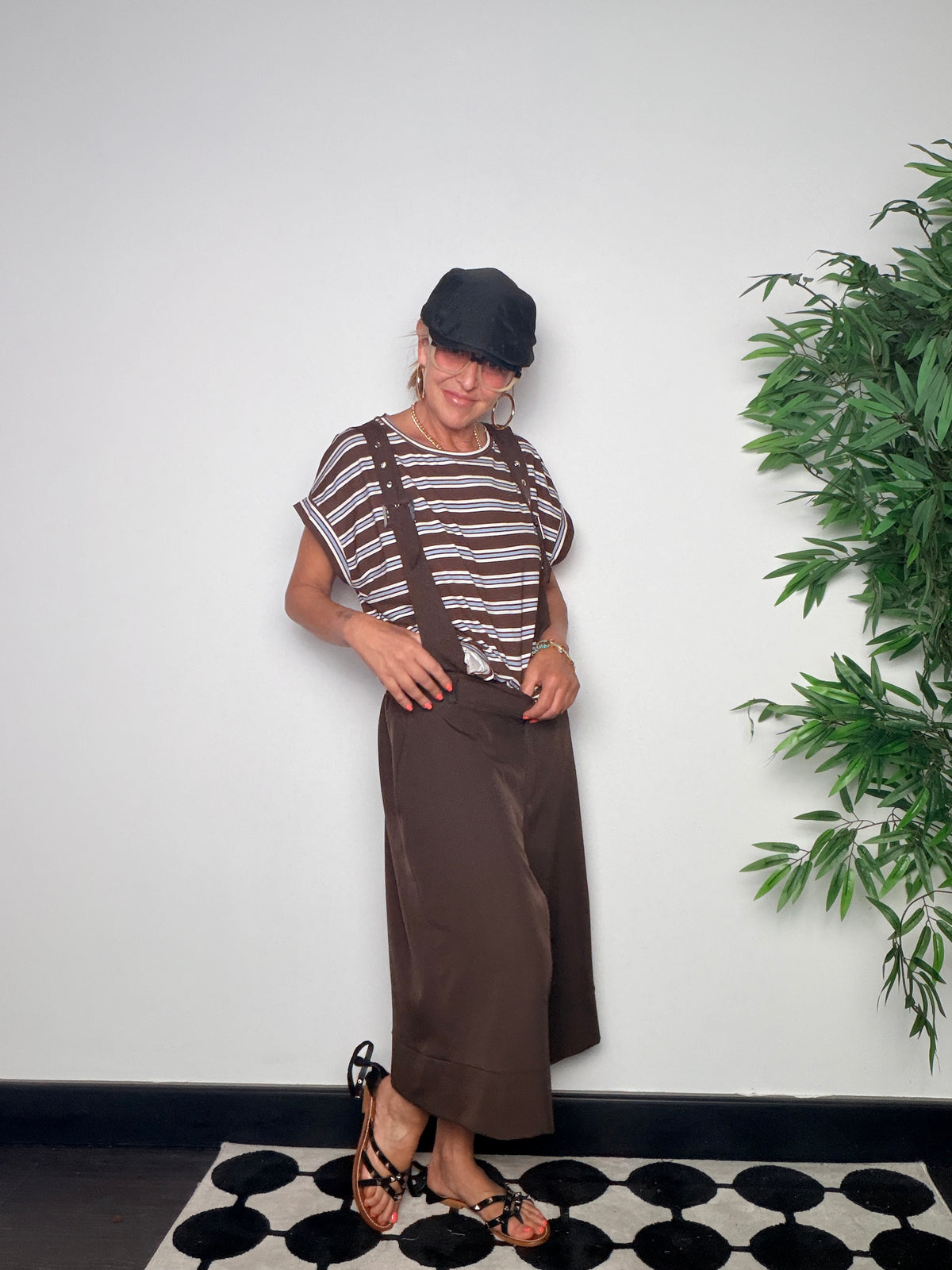 Pantalone Salopette con Bretelle Wide Leg —