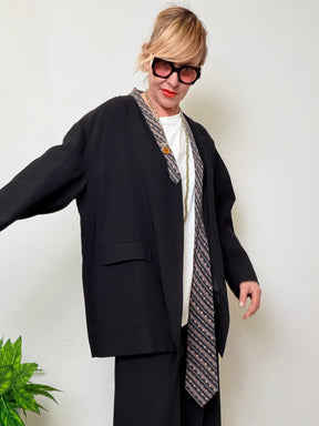 Giacca con Cravatta Integrata