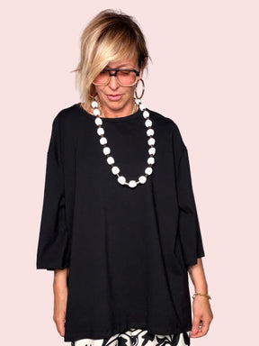 Maxi t-shirt oversize bianca con girocollo