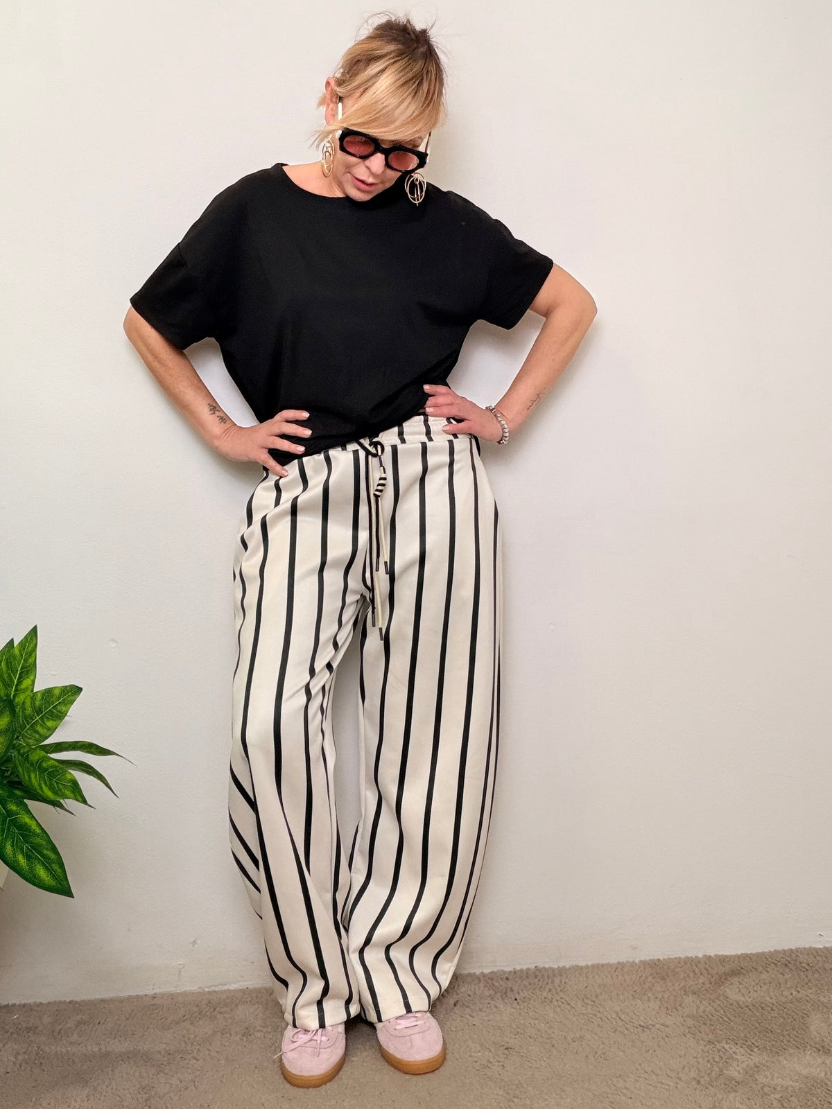 Pantaloni Wide Leg a Righe Verticali