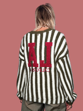 Retro del cardigan Souvenir a righe chiare e scure con grande applicazione AI