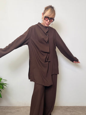 Giacca Asimmetrica con Bottoni Laterali - Marrone e Nero