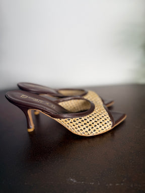 Mule Tacco Rafia e Pelle Open Toe — Divine Follie