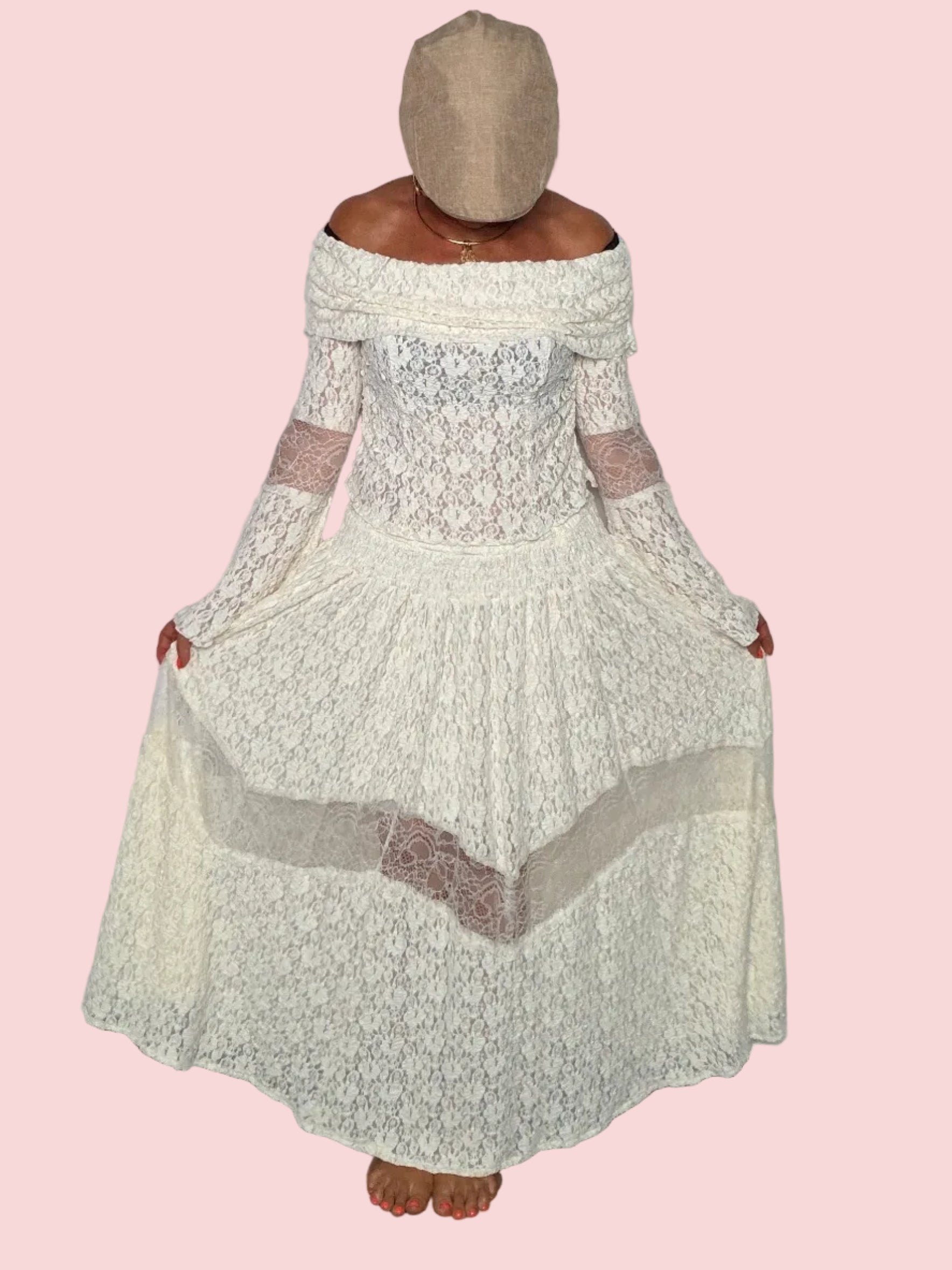 Gonna Maxi Pizzo con Vita Smock e Inserto Trasparente