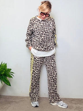 Completo Felpa e Pantaloni Animalier con Bande Laterali