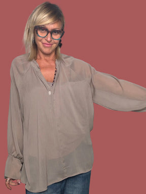 Camicia fluida con maniche a volant e top incluso