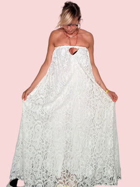 Abito Maxi Bustier in Pizzo Bianco con Cut-Out a Cuore