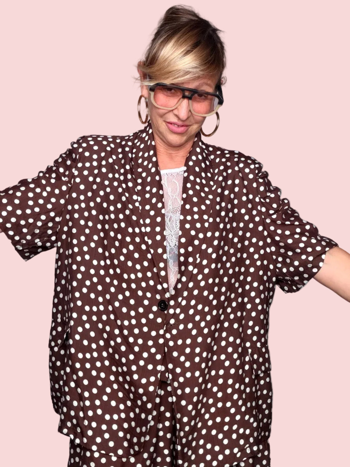 Giacca Oversize a Pois con Shorts Coordinati