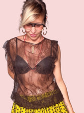 Top in Pizzo Bianco con Maniche a Volant